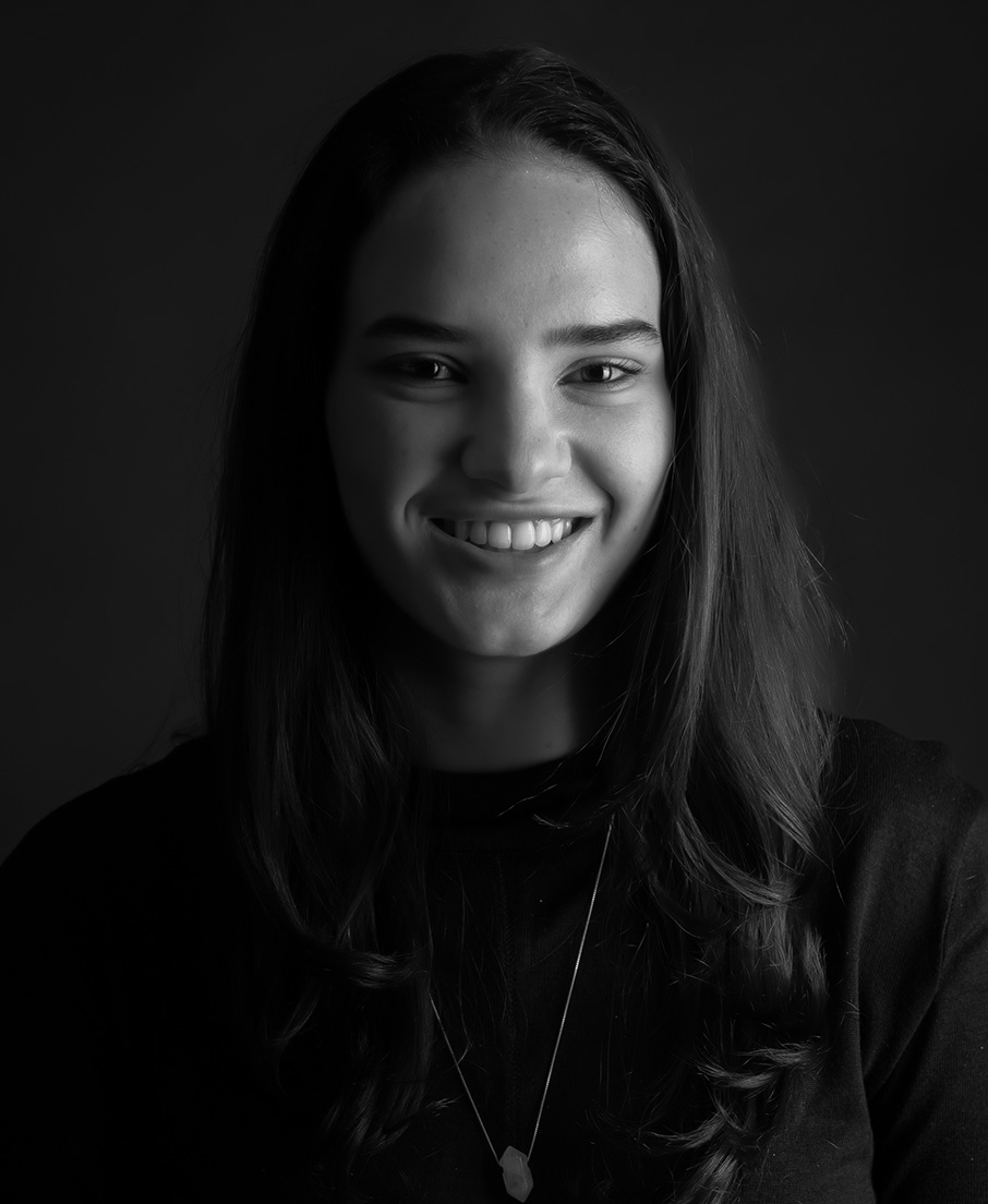 Anna Cecília Mota